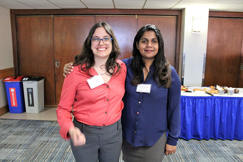 Graduate students Jenny Conner (left) and Charuni Amarasekara (right)