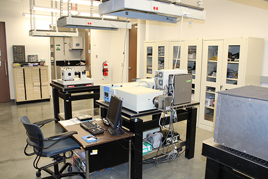 A general view of the Soper small table laser lab